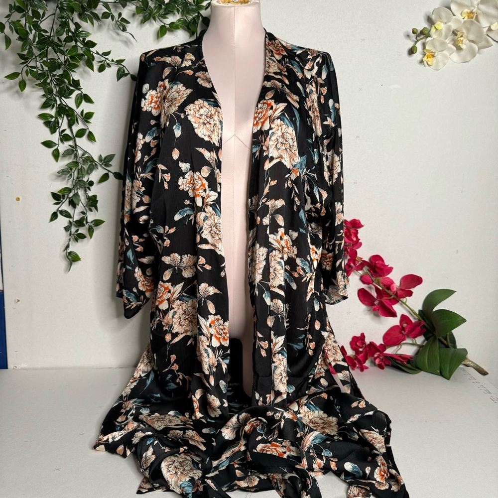 ♥️ Kori America Kimono ♥️